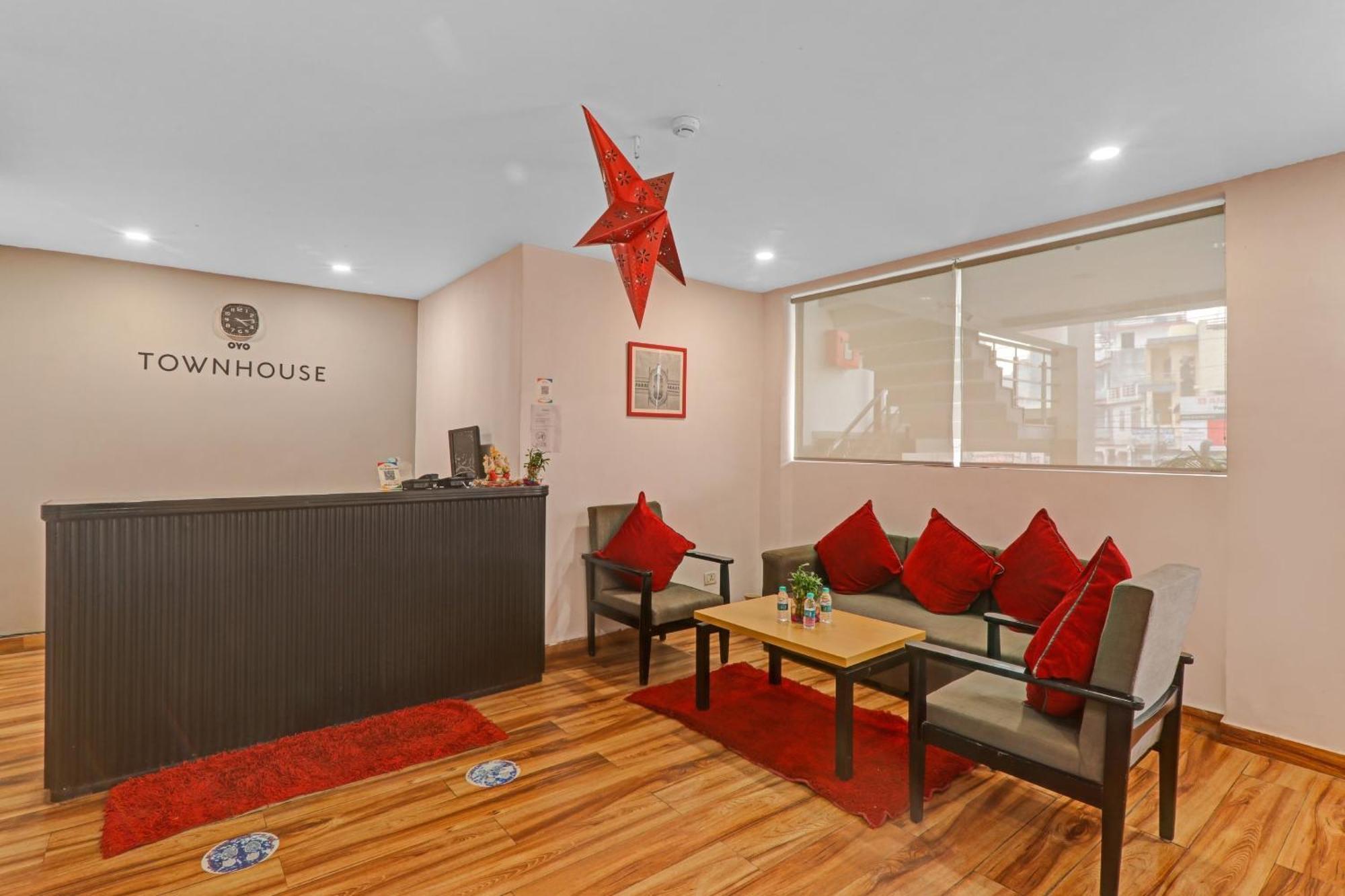 Hotel Townhouse The Shubham Bijnaur Esterno foto