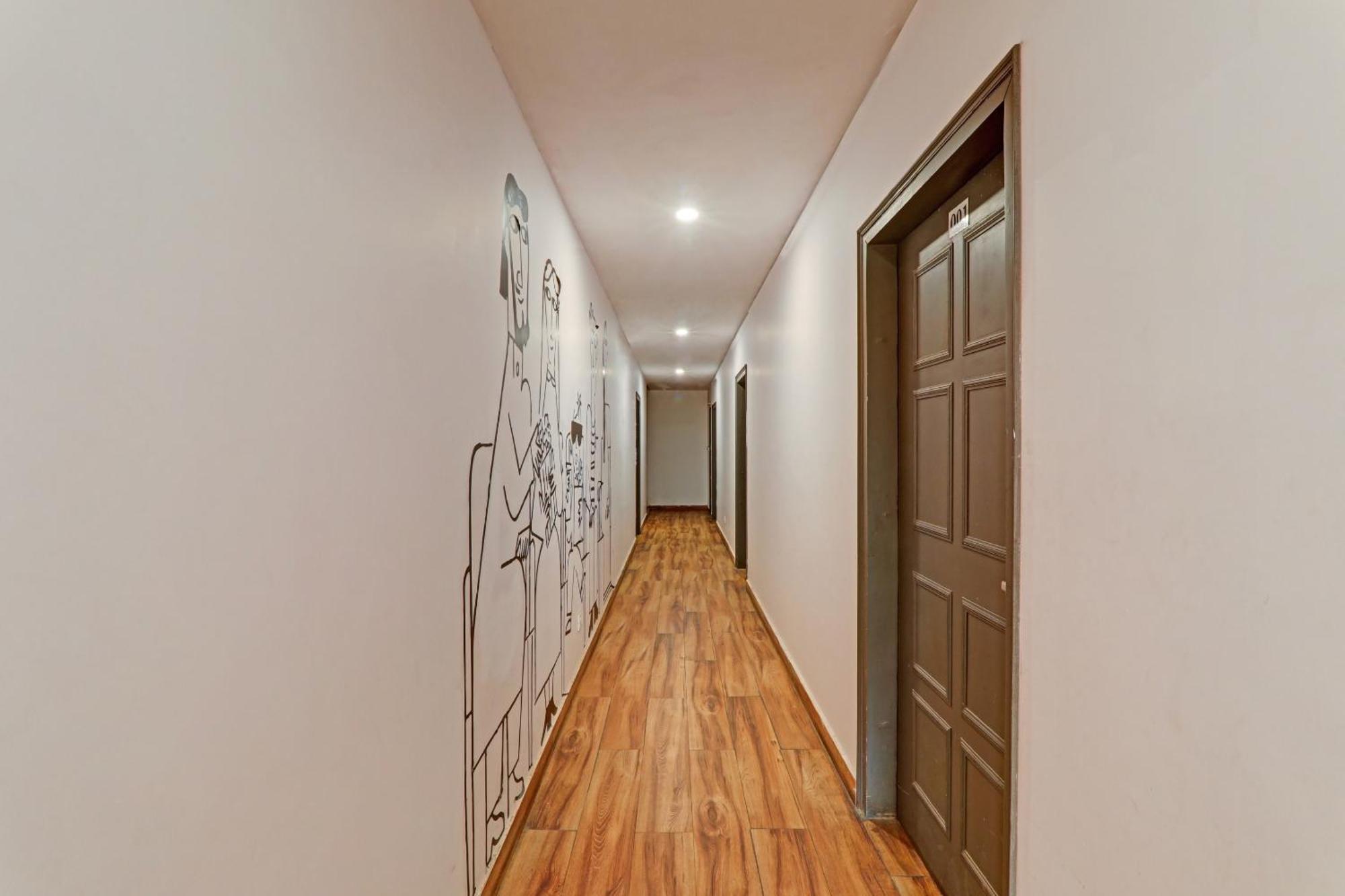 Hotel Townhouse The Shubham Bijnaur Esterno foto